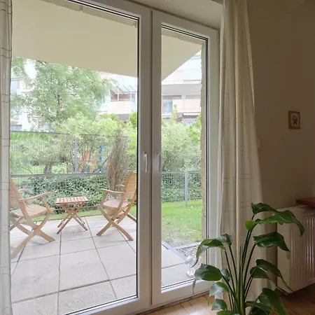 Apartment Urbannestgroup - Waw Chopin Airport Wygledowska 10