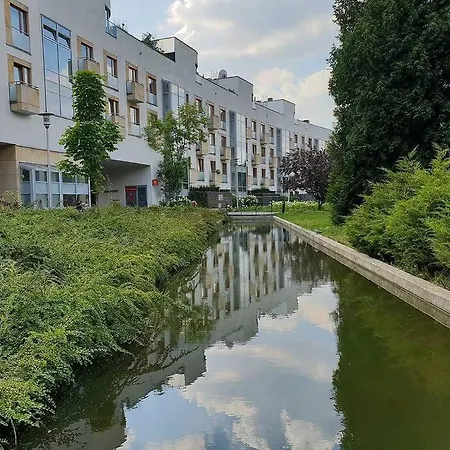 Urbannestgroup - Waw Chopin Airport Wygledowska 10 Apartman